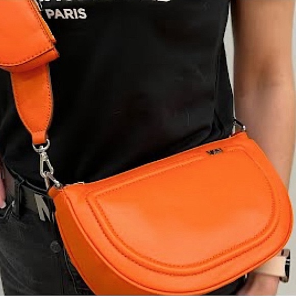 DKNY Crossbody Orion Flame Orange leather silver hardware earbuds pouch - Picture 1 of 17